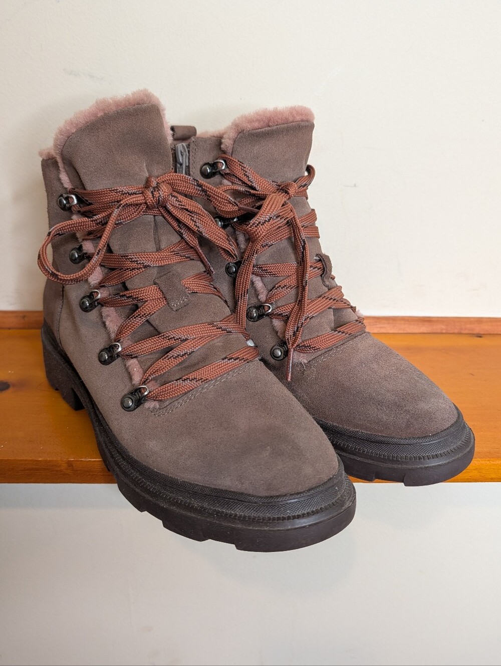 Naturalizer Julian Women's 8.5 Suede Hiker Boots Brown Faux Fur Lace Up Zip